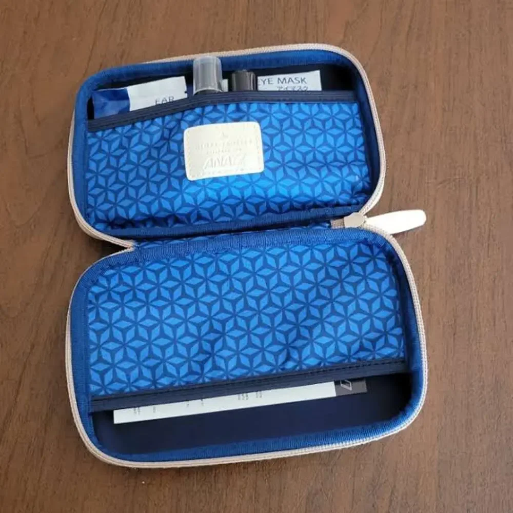Globe Trotter ANA Amenity  Pouch Small Bag Kit All Nippon Airways Japan